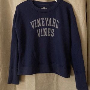 Vineyard Vines crewneck sweatshirt